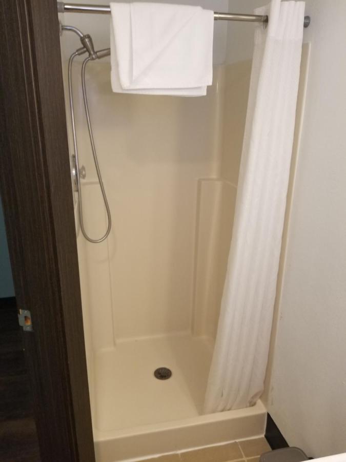 Best Lynnwood Inn Екстер'єр фото